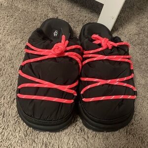 UGG Puffer Spaceslider Tech Slide